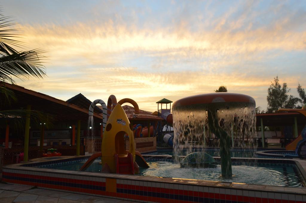 Parajuru Praia Hotel Экстерьер фото